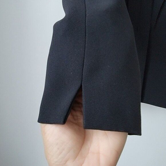 Tahari ASL black pleated bust blazer size 2 petite - Picture 6 of 9